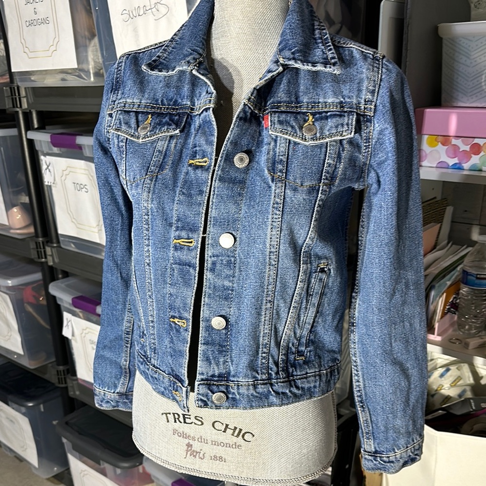 Youth Levi's Blue Denim Jacket - Size L (12-13)